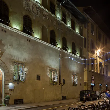 Palazzo Dal Borgo 4* Florença