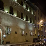 Palazzo Dal Borgo 4* Florence